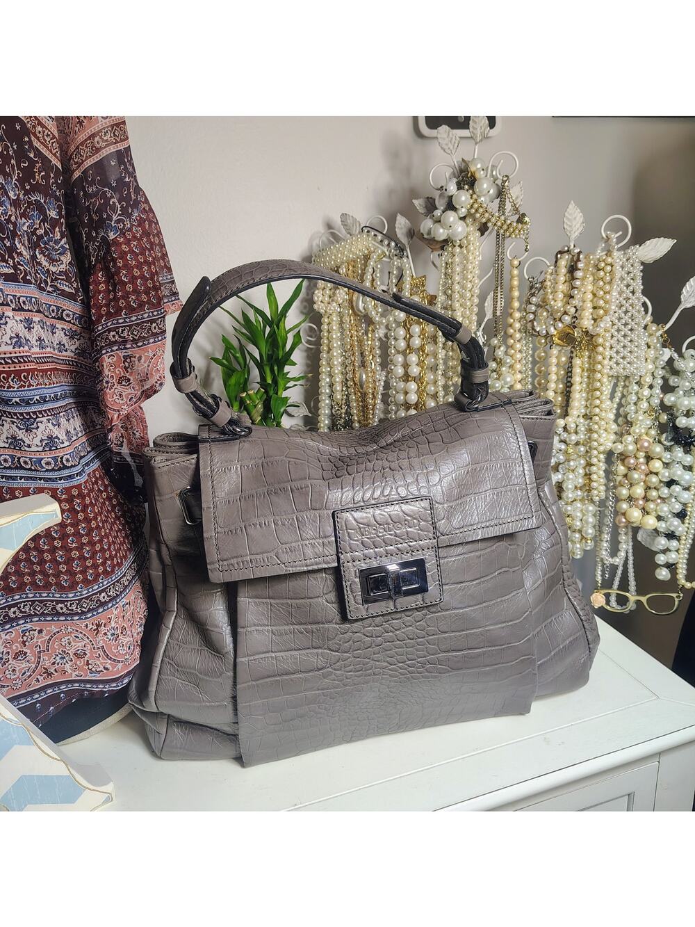 GORGEOUS KESSLORD - ALLIGATOR PRINT LARGE LEATHER HANDBAG